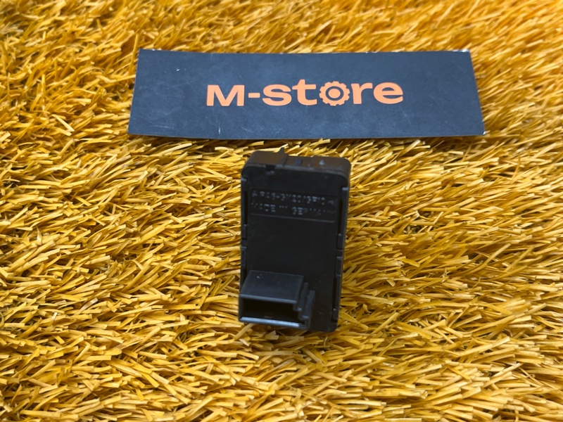 кнопка стеклоподъемника, 500 рублей, Красноярск