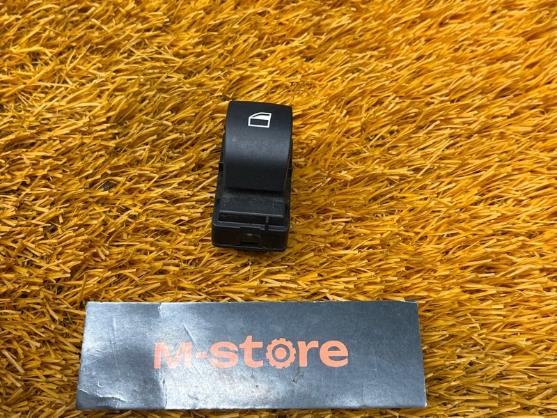 кнопка стеклоподъемника, 500 рублей, Красноярск