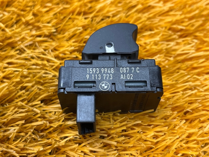 кнопка стеклоподъемника, 500 рублей, Красноярск