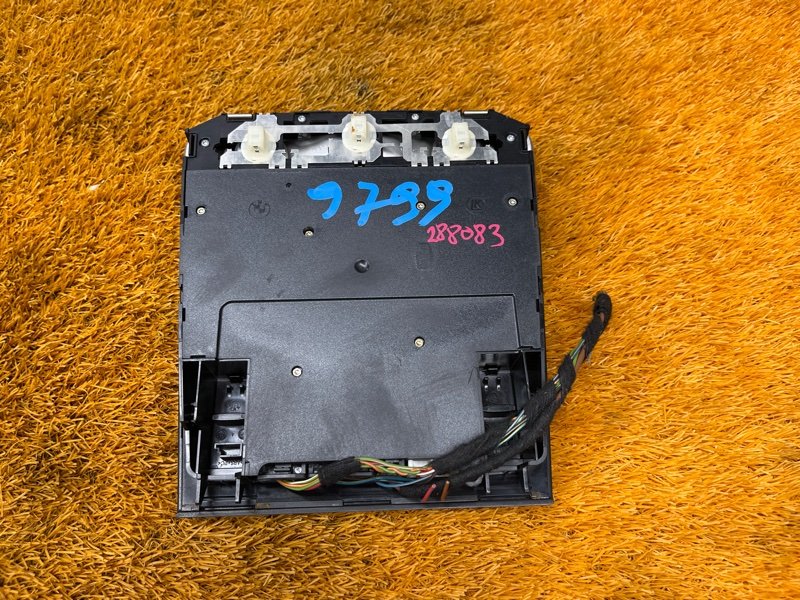 плафон освещения, 2000 рублей, Красноярск