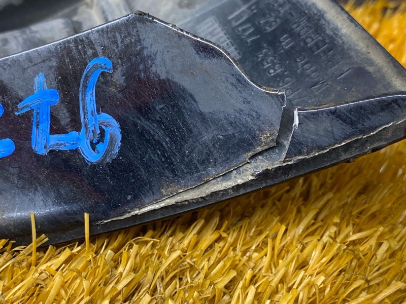 молдинг на крыло, 2200 рублей, Красноярск