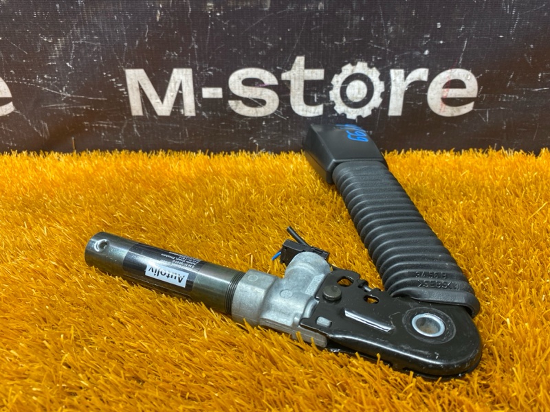 замок ремня безопасности, 2000 рублей, Красноярск