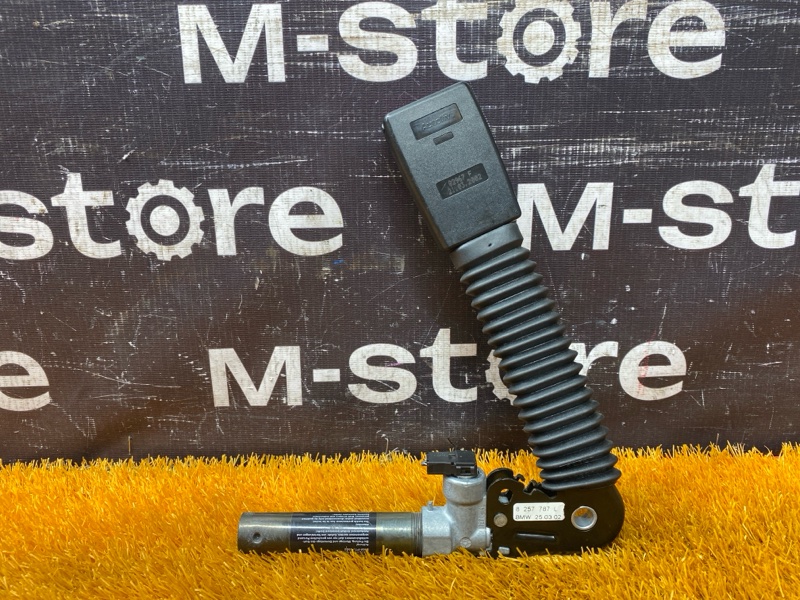 замок ремня безопасности, 2000 рублей, Красноярск