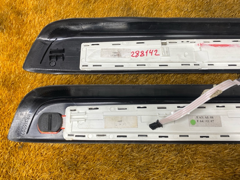 Накладка на порог салона, 7000 рублей, Красноярск