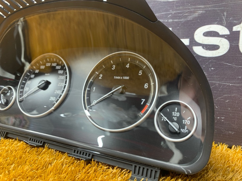 щиток приборов, 2000 рублей, Красноярск