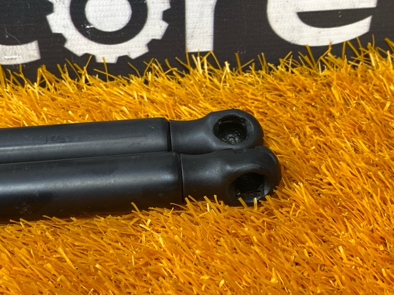 амортизатор капота, 1000 рублей, Красноярск