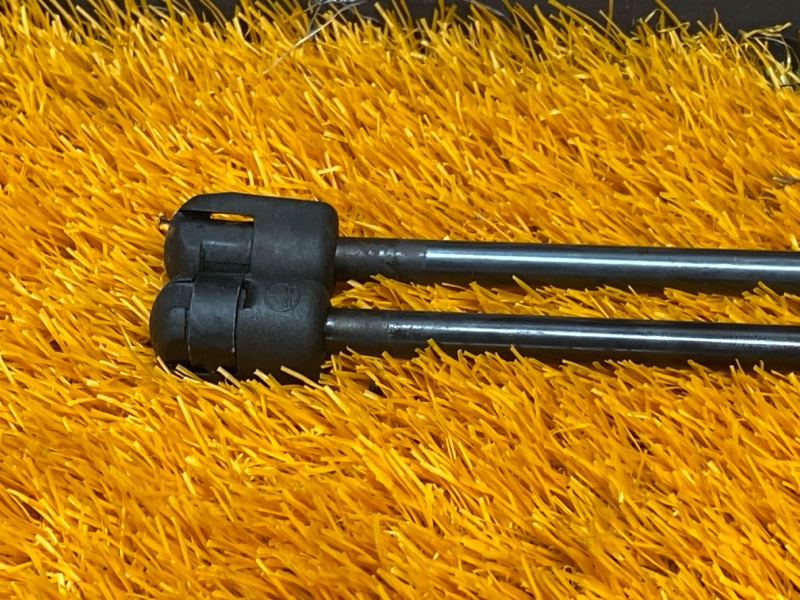 амортизатор капота, 1000 рублей, Красноярск