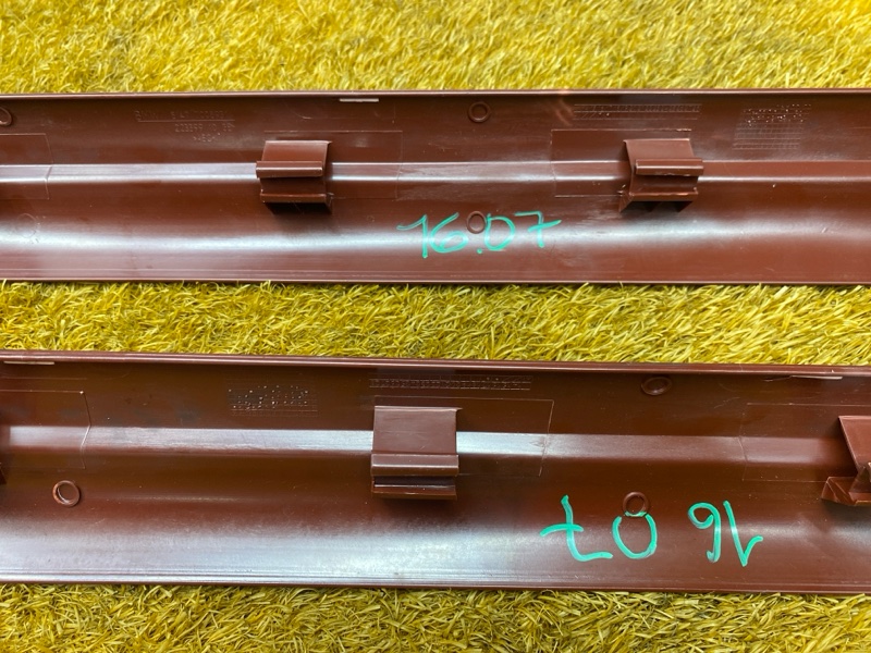 Накладка на порог салона, 700 рублей, Красноярск