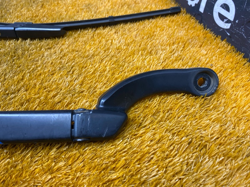 поводок стеклоочистителя, 700 рублей, Красноярск