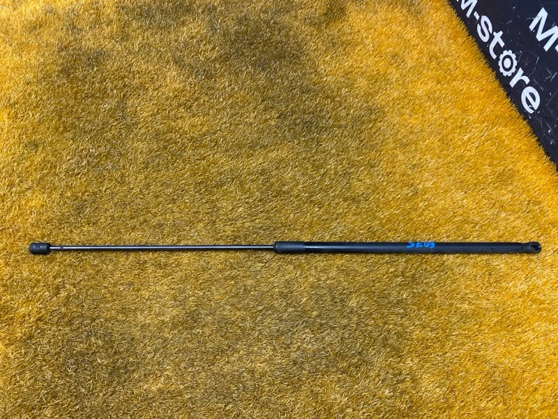 амортизатор капота, 500 рублей, Красноярск