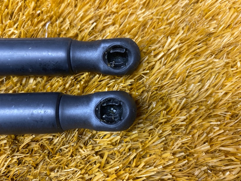 амортизатор капота, 1000 рублей, Красноярск