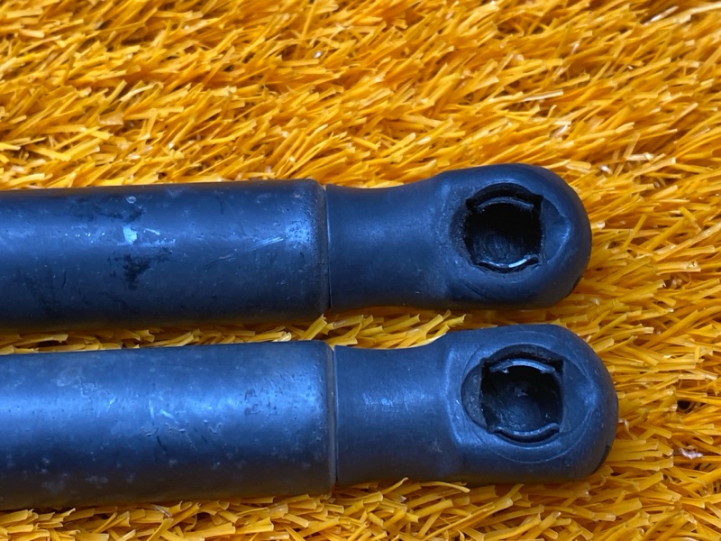 амортизатор багажника, 500 рублей, Красноярск