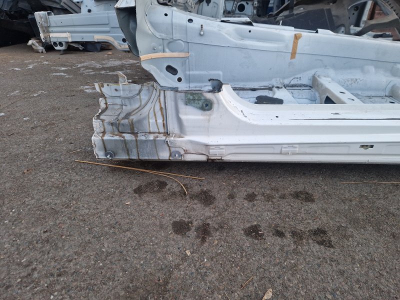 Порог кузовной, 4280 рублей, Красноярск