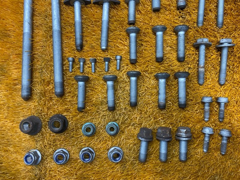 болты и гайки, 800 рублей, Красноярск