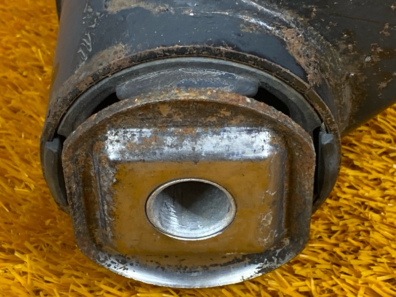 Балка поперечная (подрамник), 4000 рублей, Красноярск