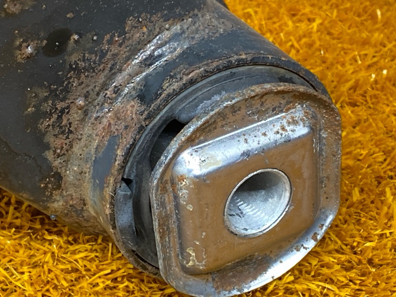 Балка поперечная (подрамник), 4000 рублей, Красноярск