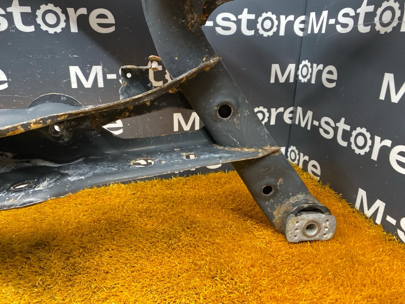 Балка поперечная (подрамник), 4000 рублей, Красноярск