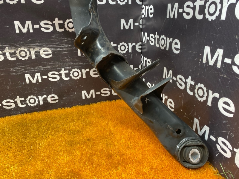 Балка поперечная (подрамник), 2000 рублей, Красноярск