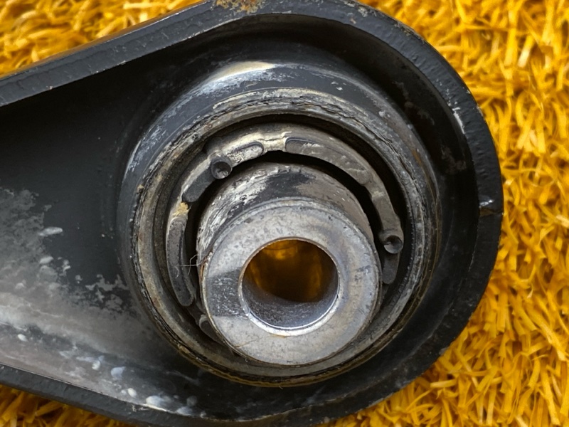 Рычаг подвески нижний, 1500 рублей, Красноярск