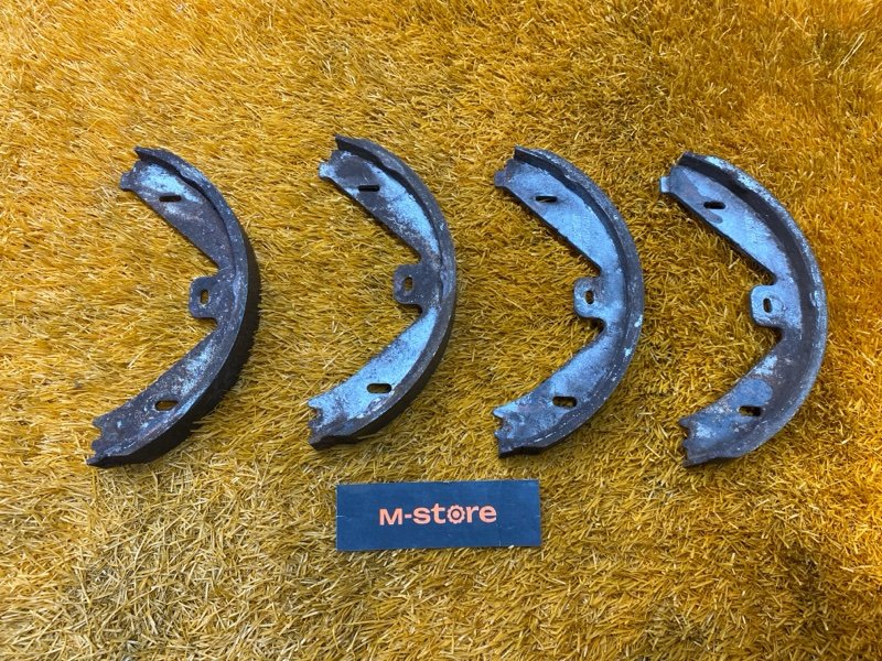 Колодки ручника, 1000 рублей, Красноярск