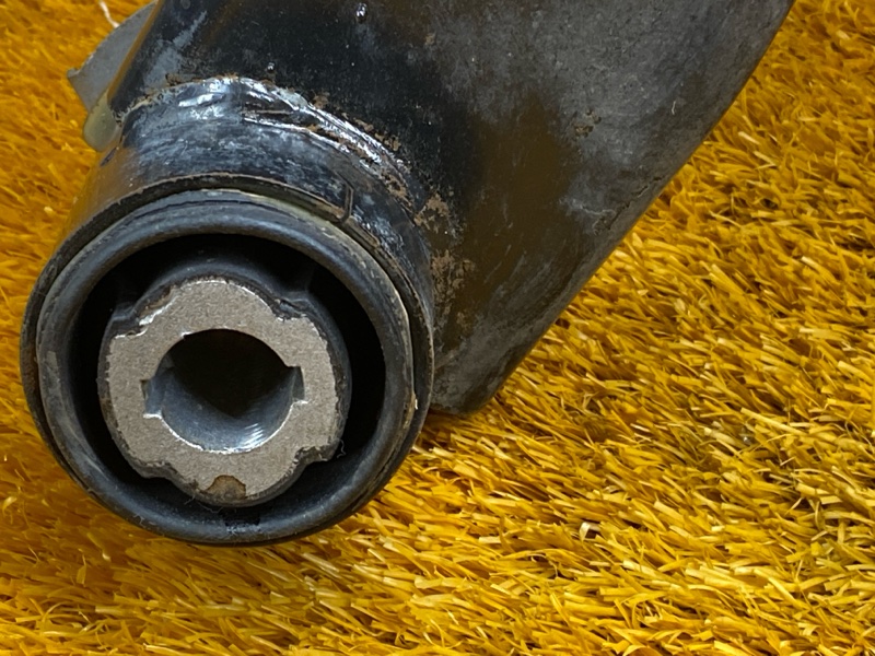 Балка поперечная (подрамник), 6000 рублей, Красноярск