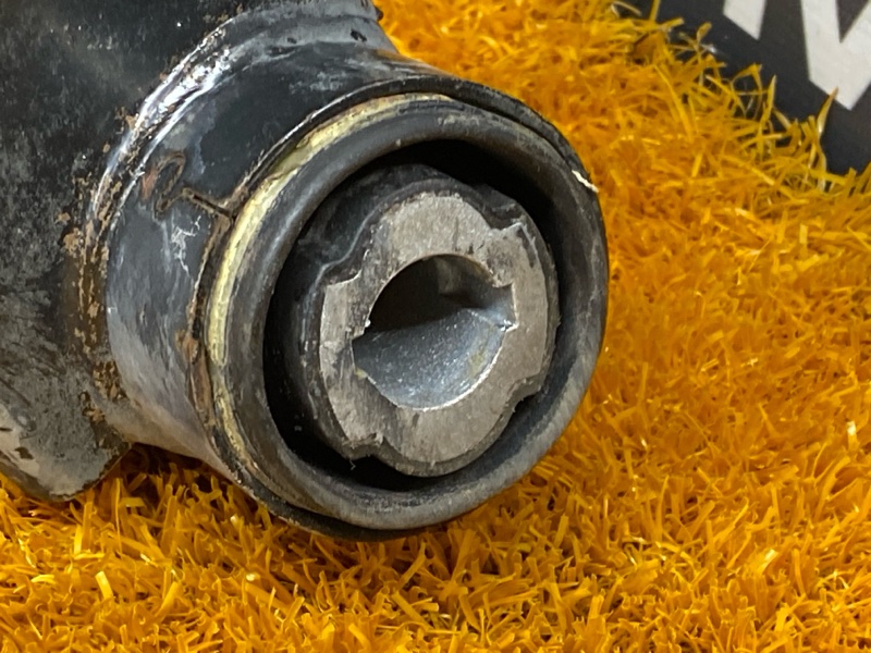 Балка поперечная (подрамник), 6000 рублей, Красноярск