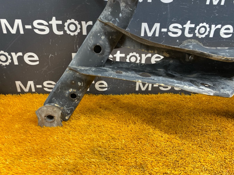 Балка поперечная (подрамник), 6000 рублей, Красноярск