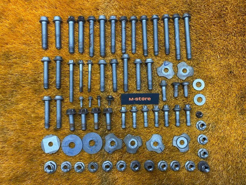 болты и гайки, 900 рублей, Красноярск