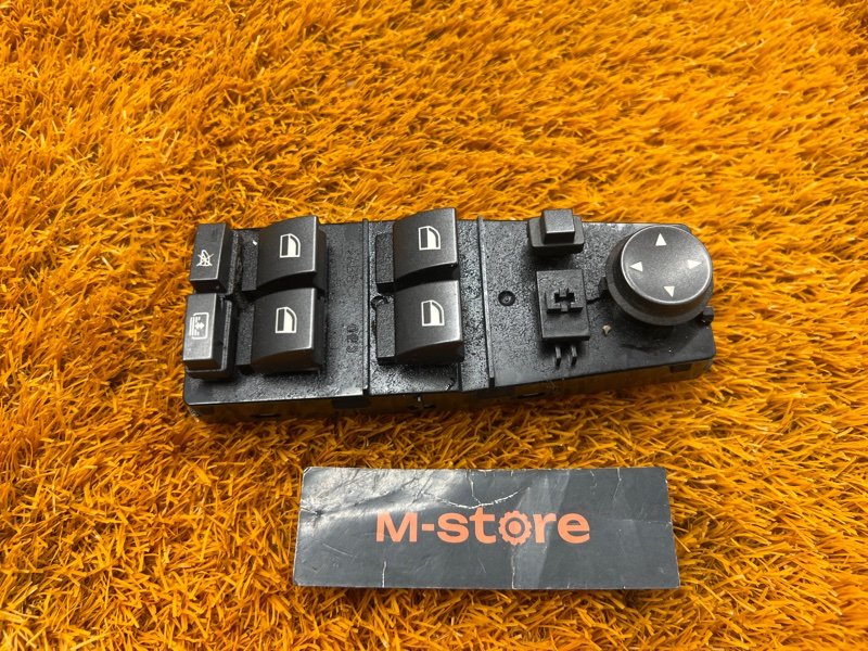 Блок управления стеклоподъемниками, 1000 рублей, Красноярск