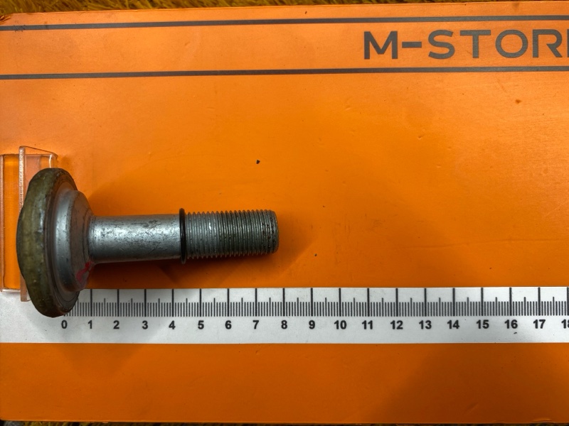 Болт привода, 2000 рублей, Красноярск