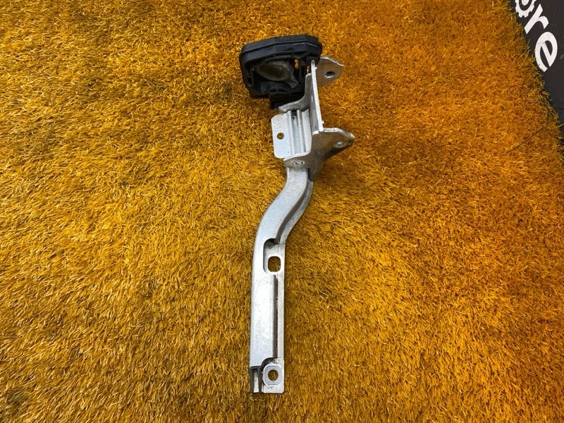 Кронштейн радиатора, 1500 рублей, Красноярск