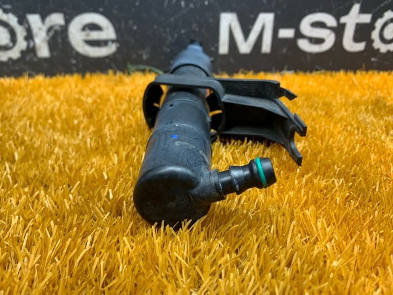 Форсунка омывателя фары, 1000 рублей, Красноярск