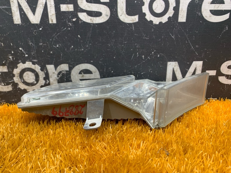 Поворотник, 3000 рублей, Красноярск