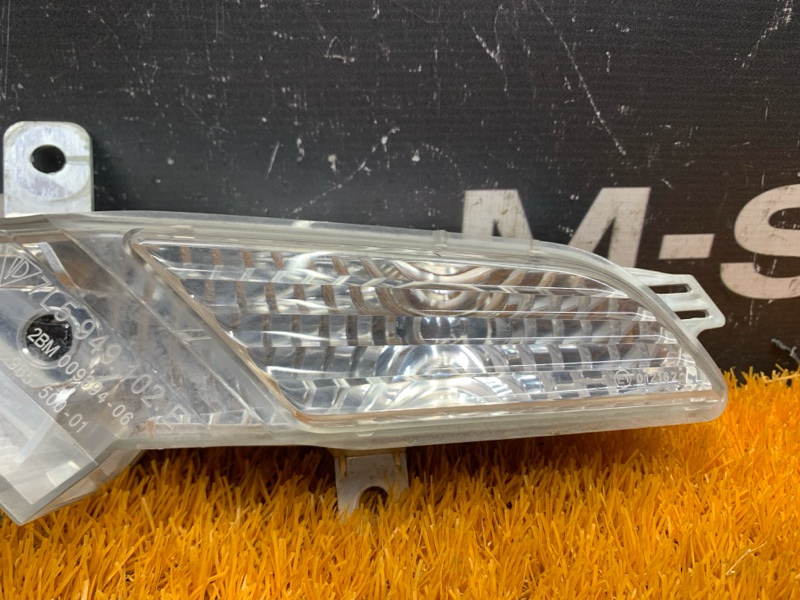 Поворотник, 3000 рублей, Красноярск