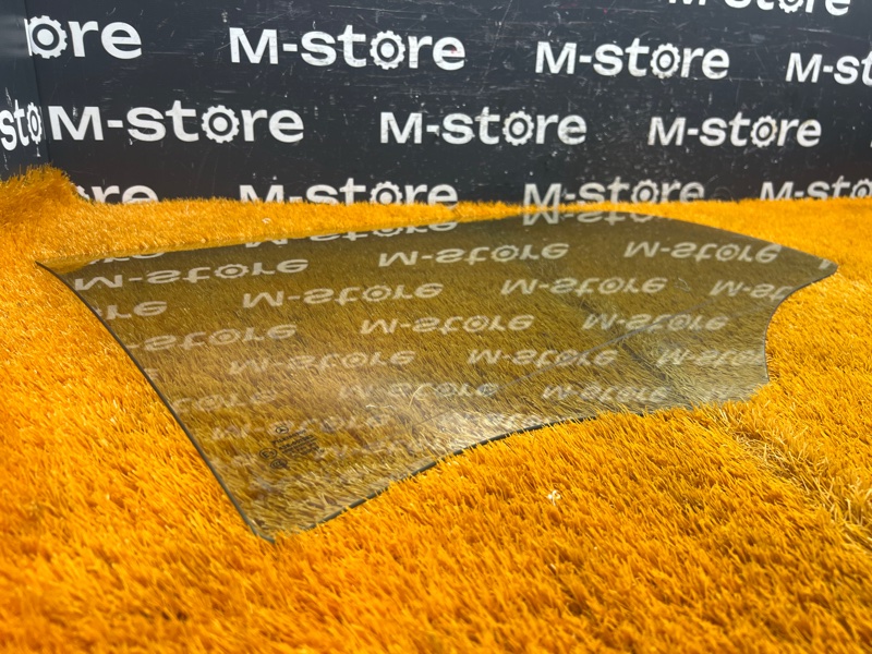 Стекло боковое, 900 рублей, Красноярск