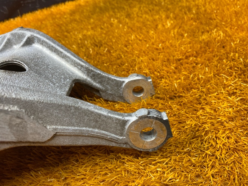 Рычаг подвески верхний, 500 рублей, Красноярск