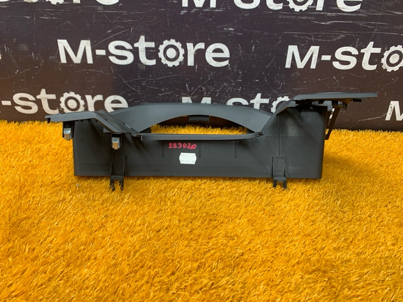 накладка щитка приборов, 1000 рублей, Красноярск