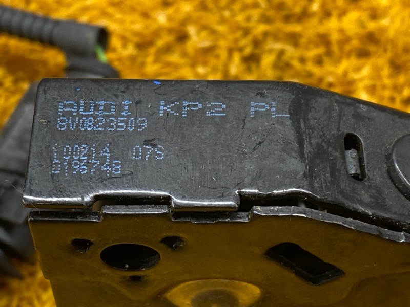 замок капота, 2000 рублей, Красноярск