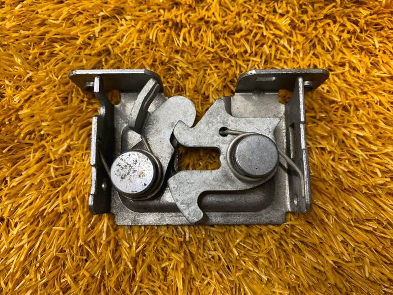 замок капота, 500 рублей, Красноярск