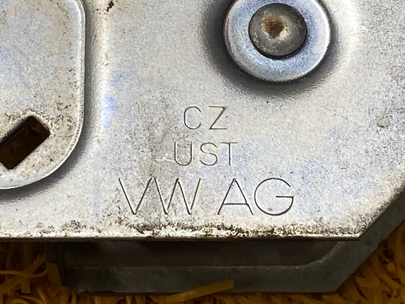 замок капота, 1500 рублей, Красноярск