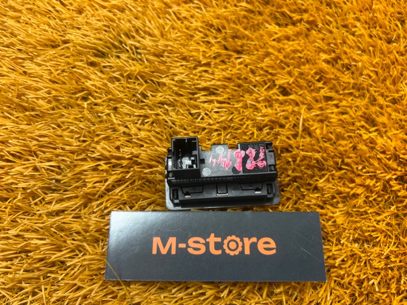 кнопка закрывания багажника, 2500 рублей, Красноярск