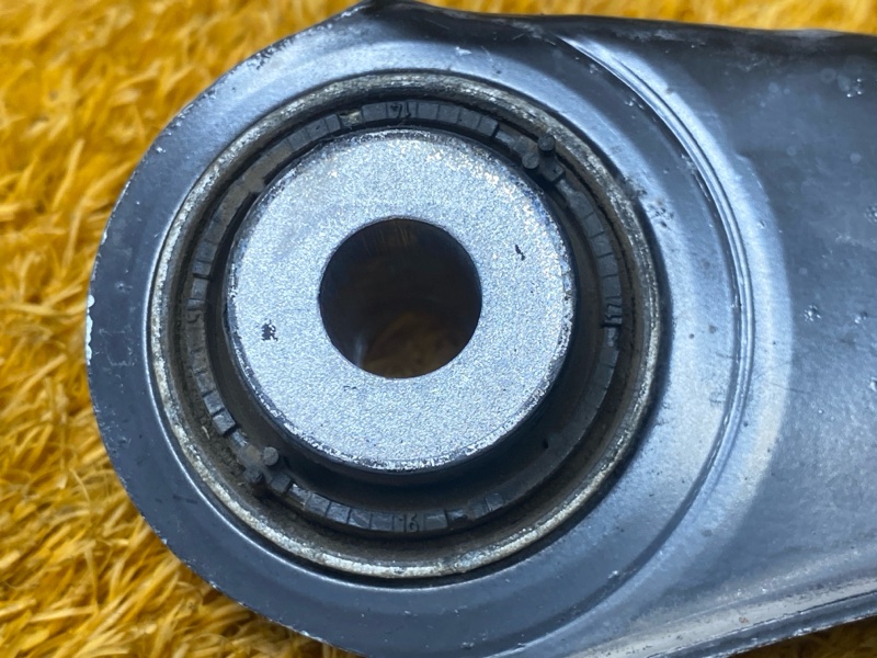 Рычаг подвески верхний, 1000 рублей, Красноярск