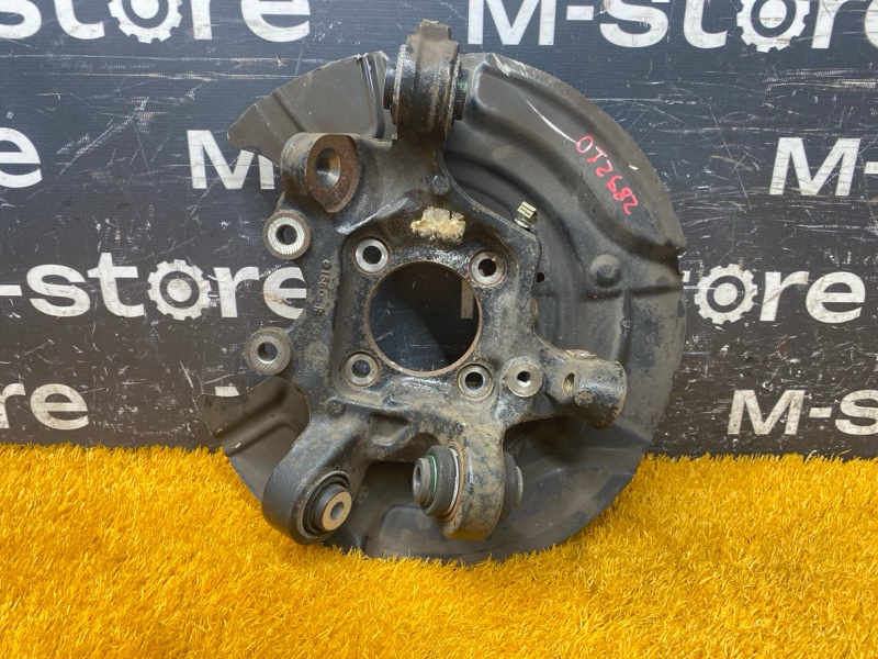 кулак поворотный, 2000 рублей, Красноярск