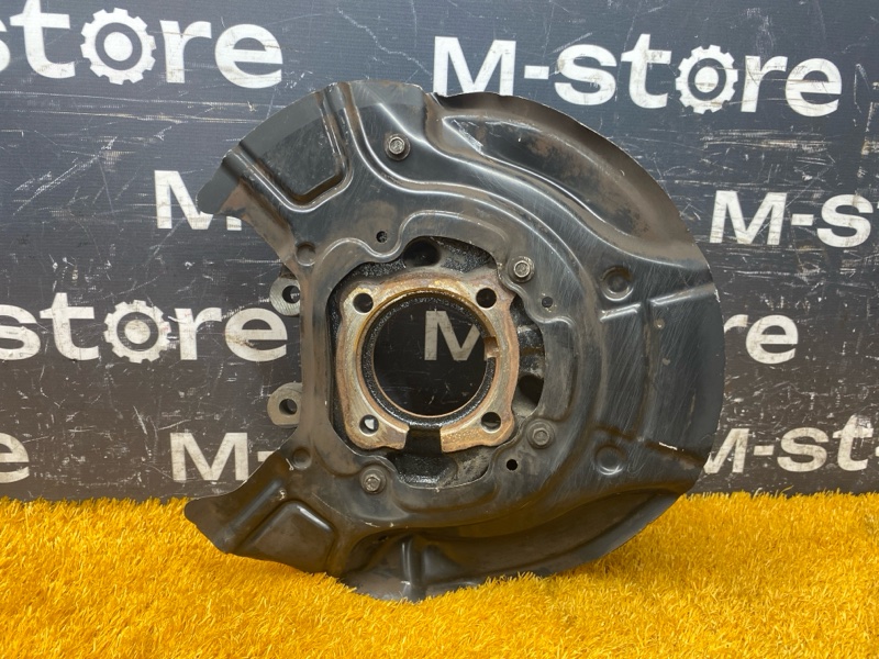 кулак поворотный, 2000 рублей, Красноярск