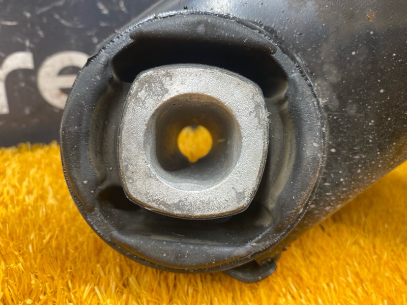 Балка поперечная (подрамник), 2500 рублей, Красноярск