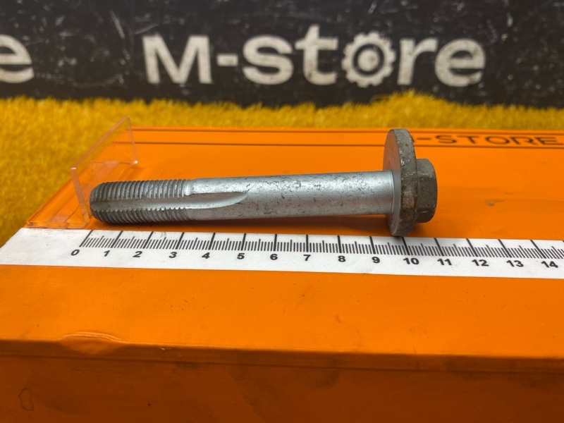 Болт развальный, 600 рублей, Красноярск