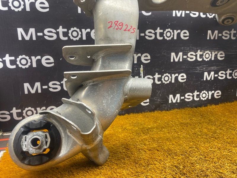 Балка поперечная (подрамник), 1700 рублей, Красноярск