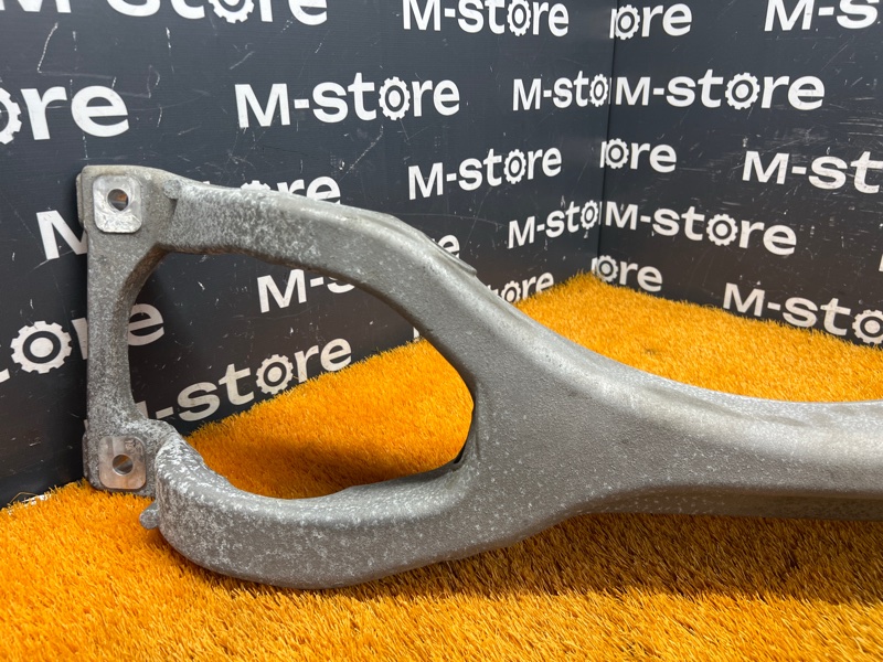 Балка поперечная (подрамник), 700 рублей, Красноярск