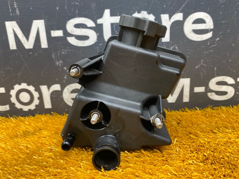 бачок гидроусилителя, 2000 рублей, Красноярск