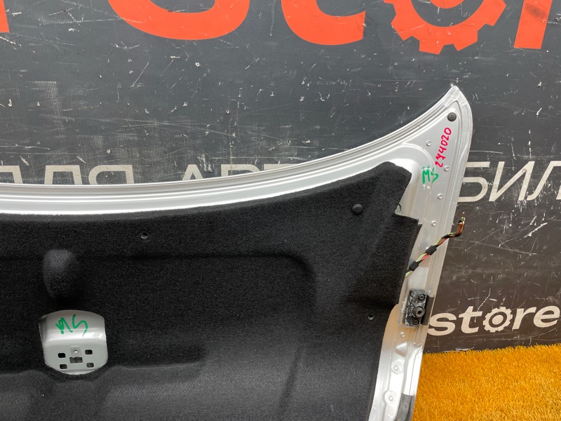 крышка багажника, 1000 рублей, Красноярск